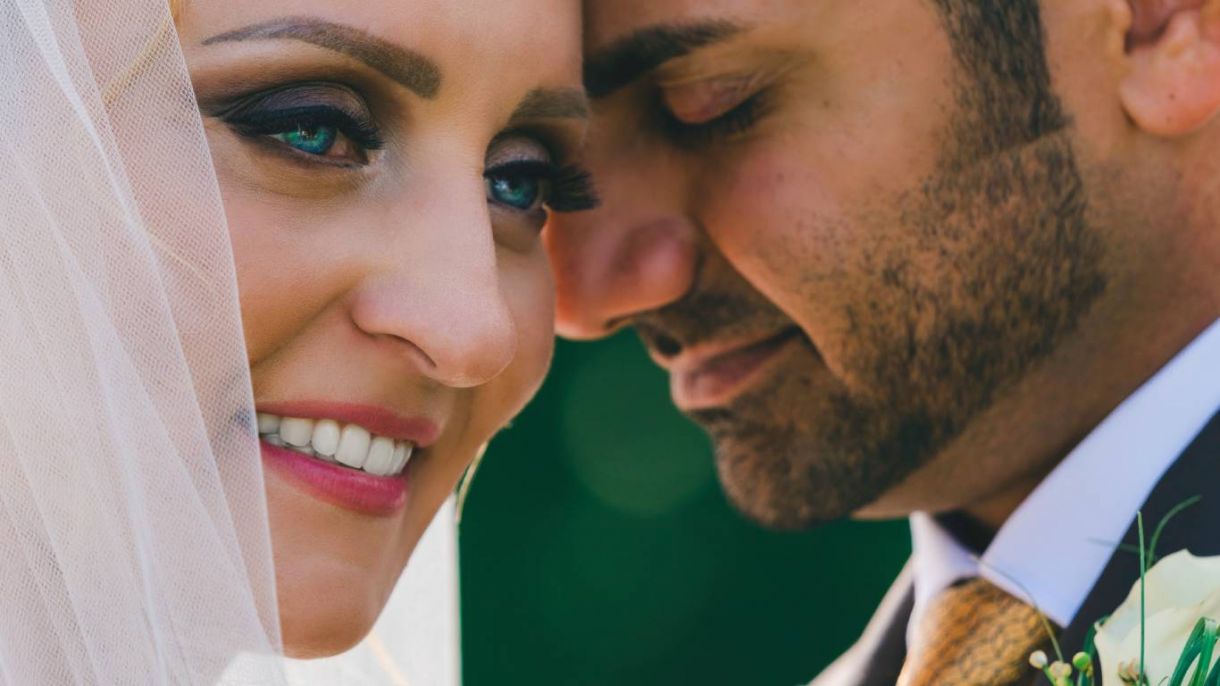How difficult to exchange the vows for Expats: Saudi Arabia Vs Easy-wedding Qatar